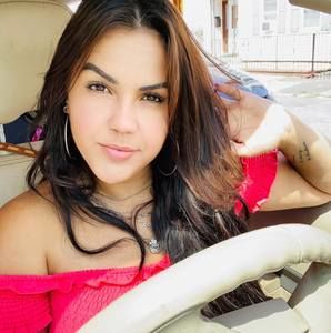 Meet your Posher, Andreia